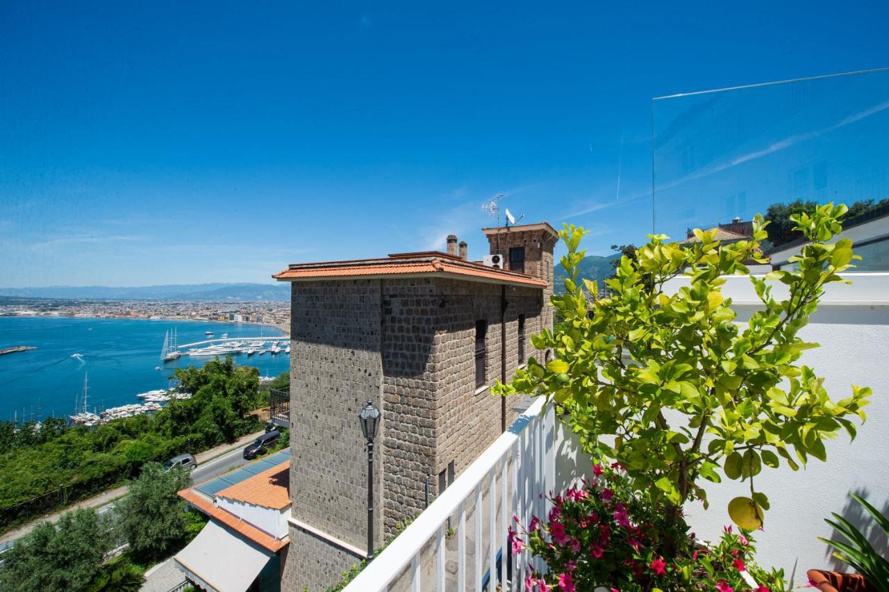 Hotel Relais Manfredi Castellammare di Stabia Exterior foto